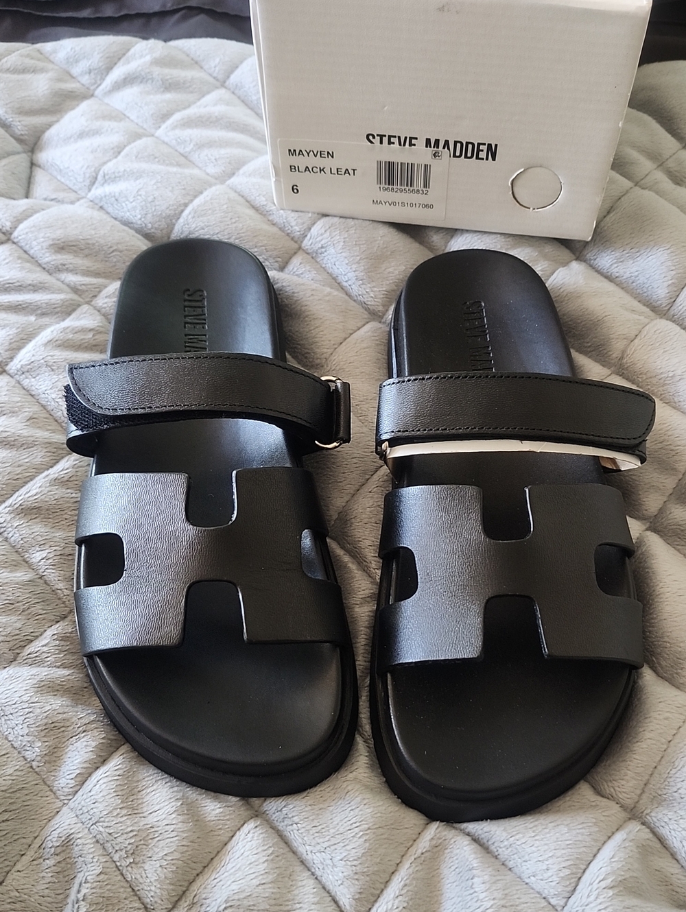 Steve Madden Black Mayven Sandals
